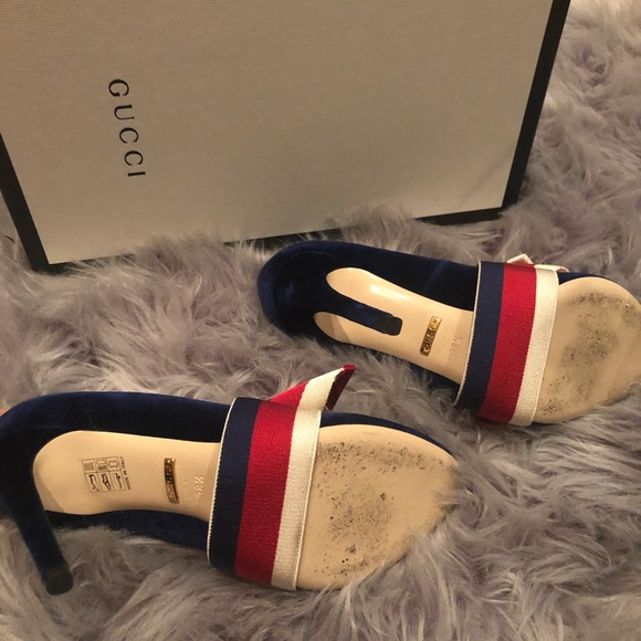 GUCCI VELOUR ROYAL BLUE...w/ Bows are removable. - Picture 3 of 7